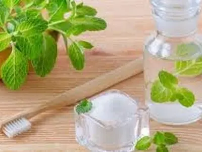 با این دهان‌شویه گیاهی، دندان‌هایتان را سفید کنید