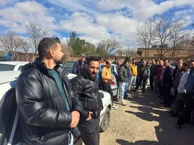 کارگران فولاد سیادن ابهر: با تعطیلی کارخانه و بیکار شدن مخالفیم