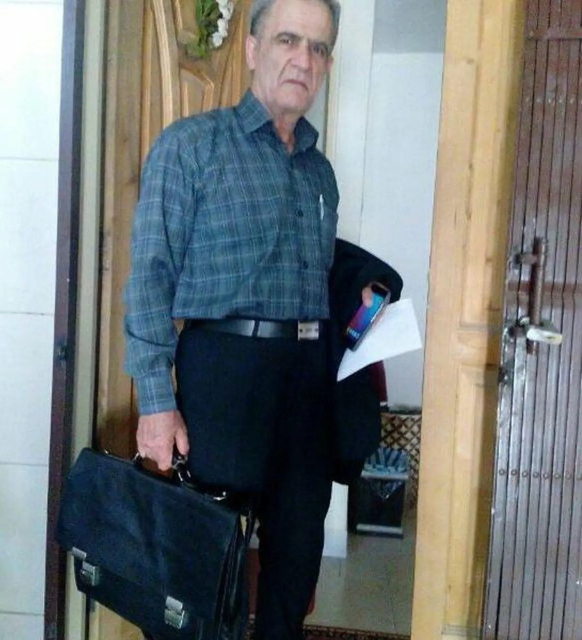 یک  فعال کارگری، در تهران درگذشت