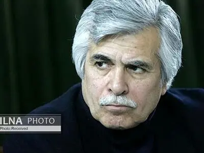 ما هم تورم داریم و هم گرانی/ به‌جای ستاندن مالیات از نهادها و موسسات بزرگ سراغ اقشار ضیف می‌رویم 