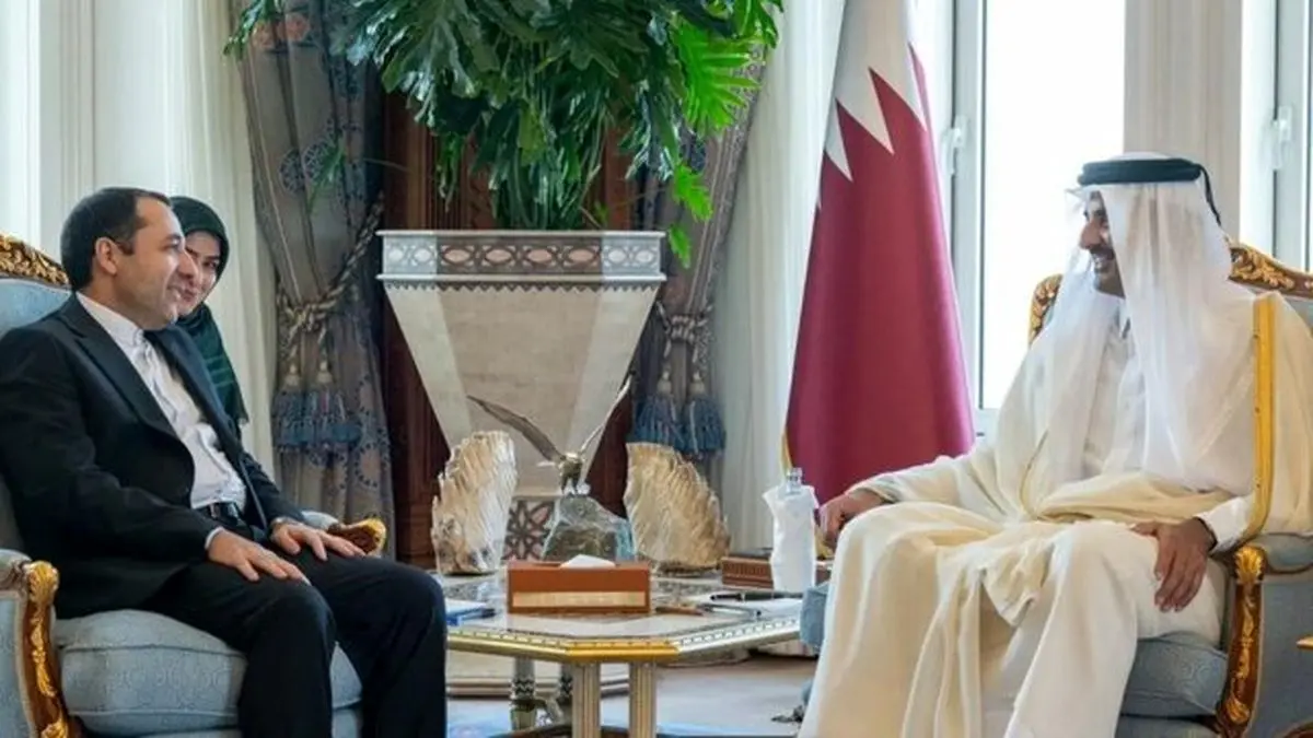 سفیر ایران استوارنامه خود را به امیر قطر تقدیم کرد