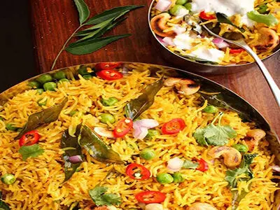 طرز تهیه کاری پلو شیرازی 