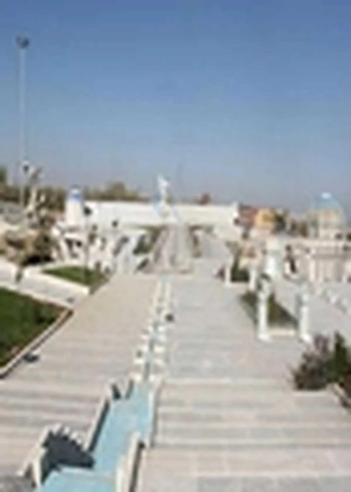 بازدید جمعی از مدیران از باغ موزه دفاع مقدس همدان