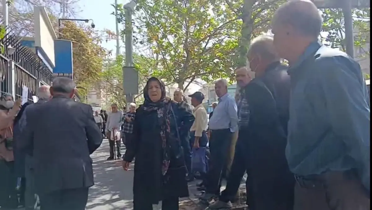 تجمع دوباره بازنشستگان فولاد و معدن در تهران و اصفهان