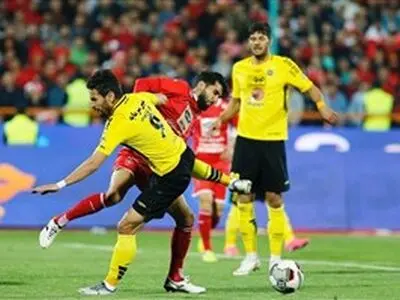یک کشته در بازی پرسپولیس_سپاهان/مصدومیت ۲۴۵ نفر 