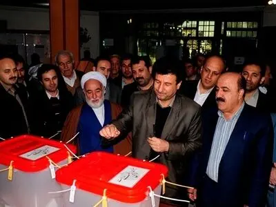 حضور حداکثری در انتخابات ضامن بقای انقلاب است
