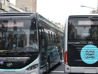 بارگیری ۵۰ دستگاه اتوبوس برقی از چین/ ۱۱۷ اتوبوس چینی به گمرک بندرعباس رسیده است

