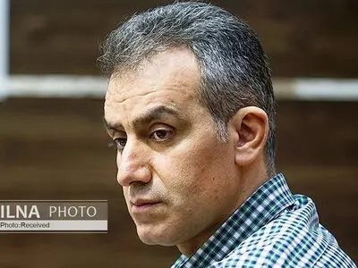 آقای شهرام کرمی لطفاً استعفا ندهید