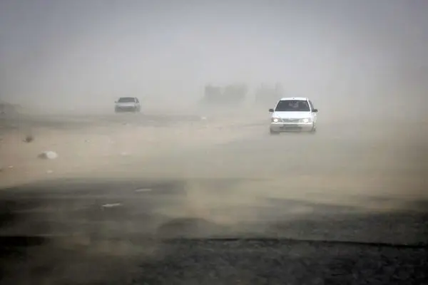 سرعت وزش باد در زابل به ۱۰۱ کیلومتر بر ساعت رسید