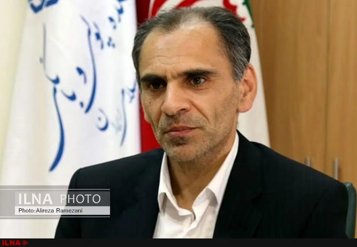 دولت نباید تکالیف بودجهای خود را به بانک مرکزی تحمیل کند/ استقلال بانک مرکزی در عمل وجود ندارد
