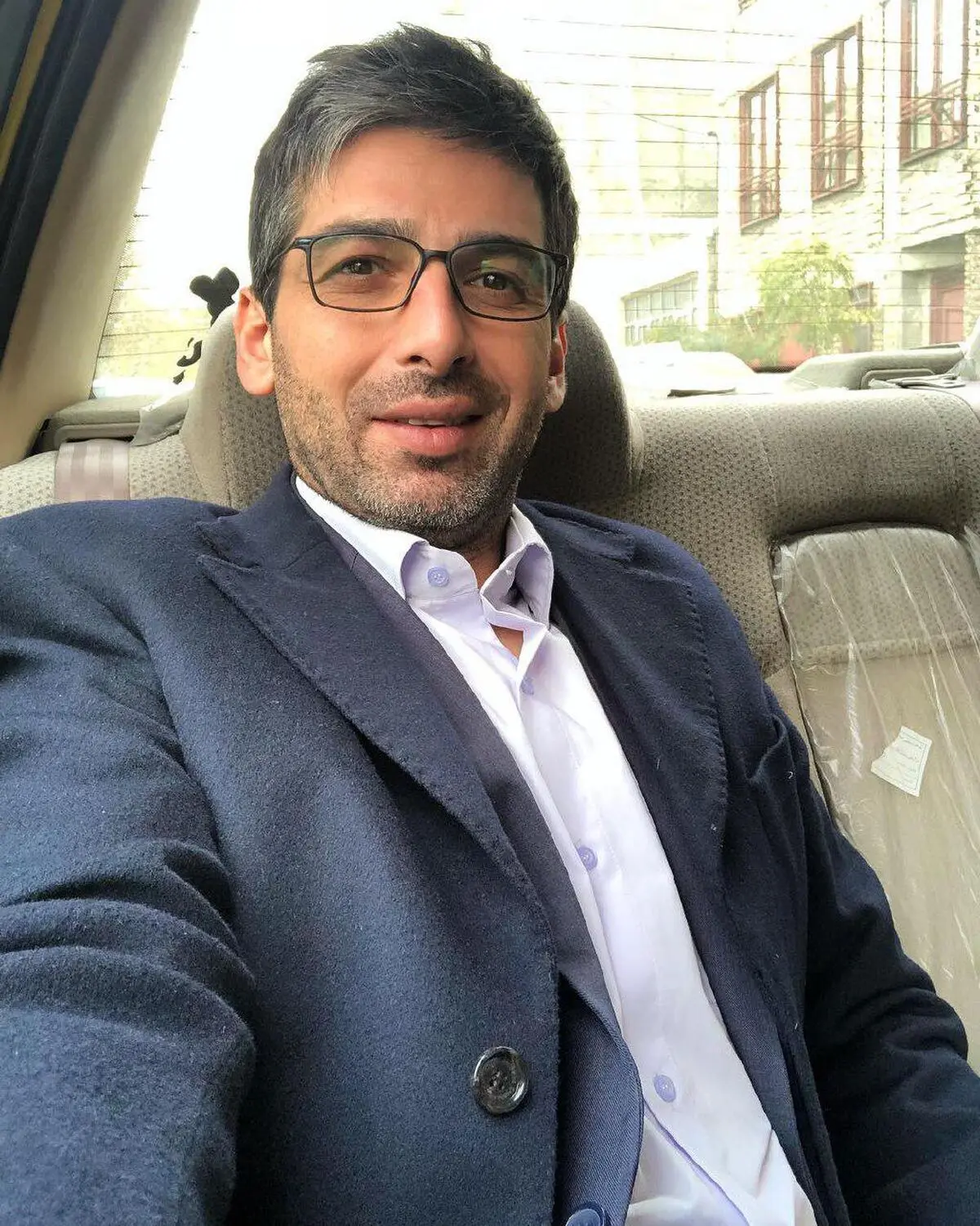 تیپ متفاوت بازیگر مشهور/عکس