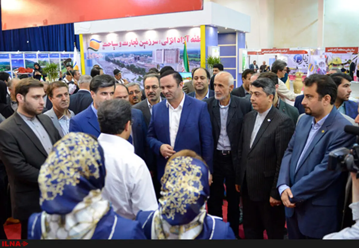 افتتاح نمایشگاه  فرصت های سرمایه گذاری در منطقه آزاد انزلی