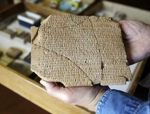 تکلیف مابقی الواح مانده در شیکاگو در گرو سفر کارشناسان وزارت میراث فرهنگی به آمریکا 