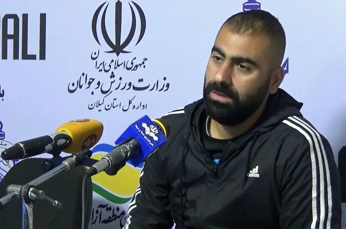 مازیار زارع: مدیران ملوان برای حل محرومیت تلاش می کنند 