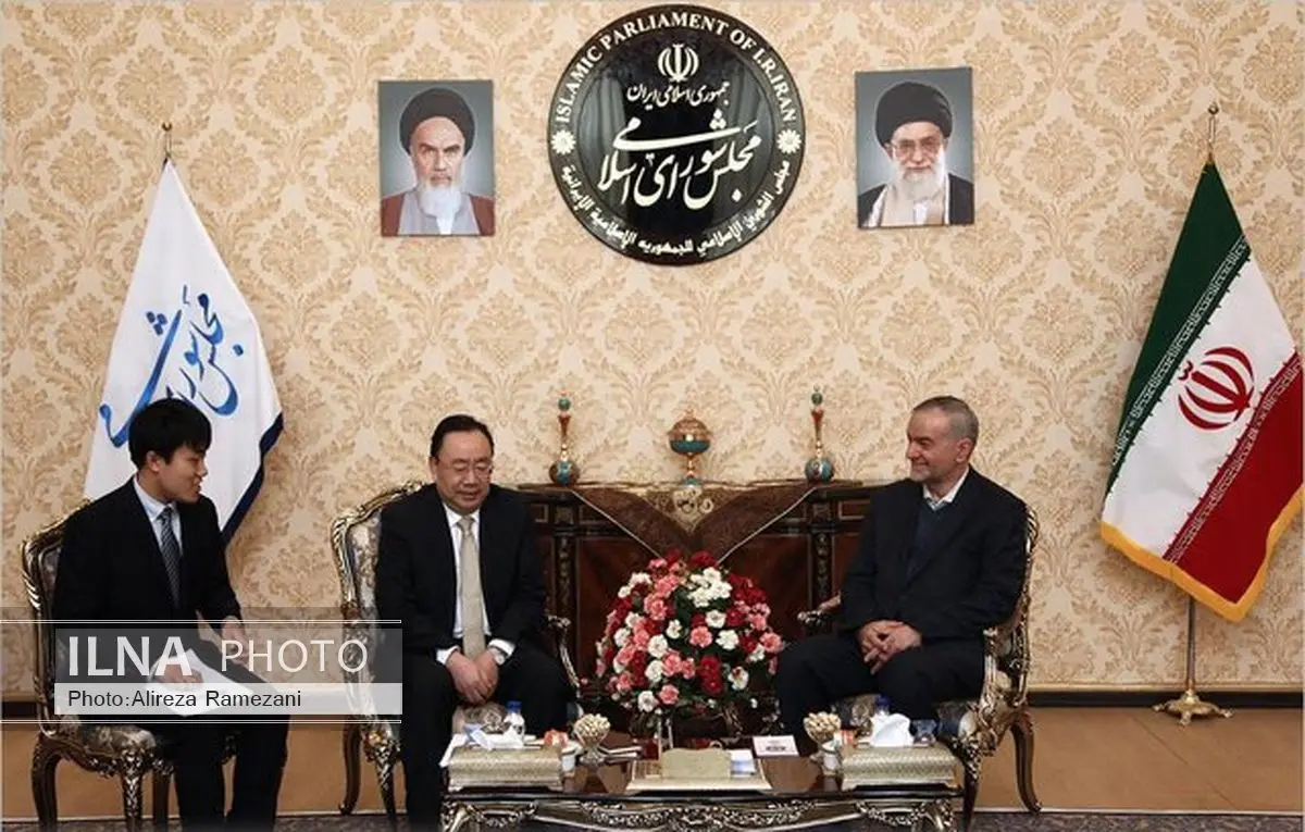هیأت دیپلماتیک چینی با امیدوار رضایی دیدار کرد
