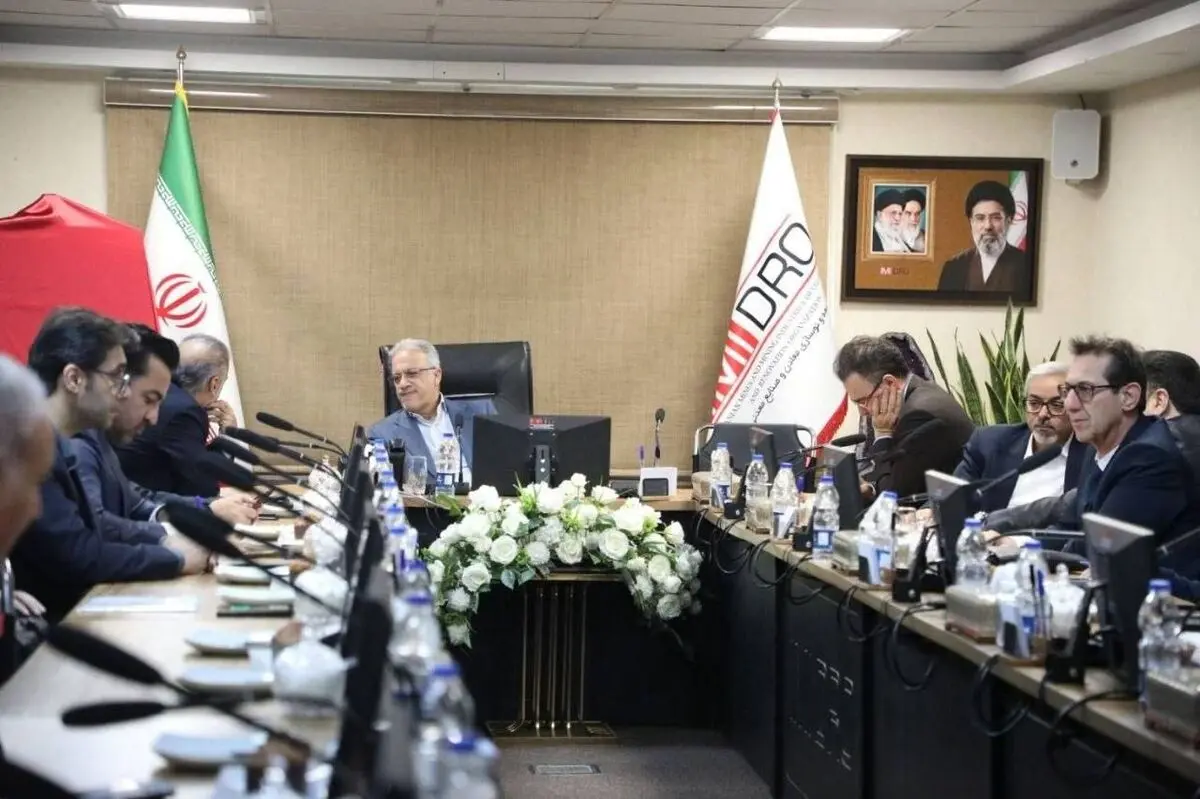 بررسی الزامات برگزاری نوزدهمین نمایشگاه بین‌المللی معدن، ماشین‌آلات، فولاد و صنایع وابسته در نشست شورای سیاستگذاری ایمیدرو