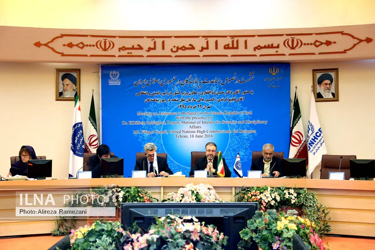 کشورهای جهان برای مقابله واقعی با تروریسم ماشین تولید آوارگی و پناهندگی را متوقف کنند
