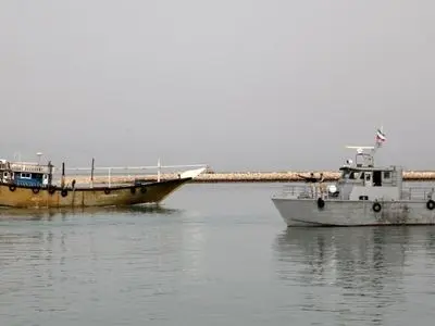 ۱۰۰ هزار لیتر گازوئیل در مرزهای آبی جاسک توقیف شد