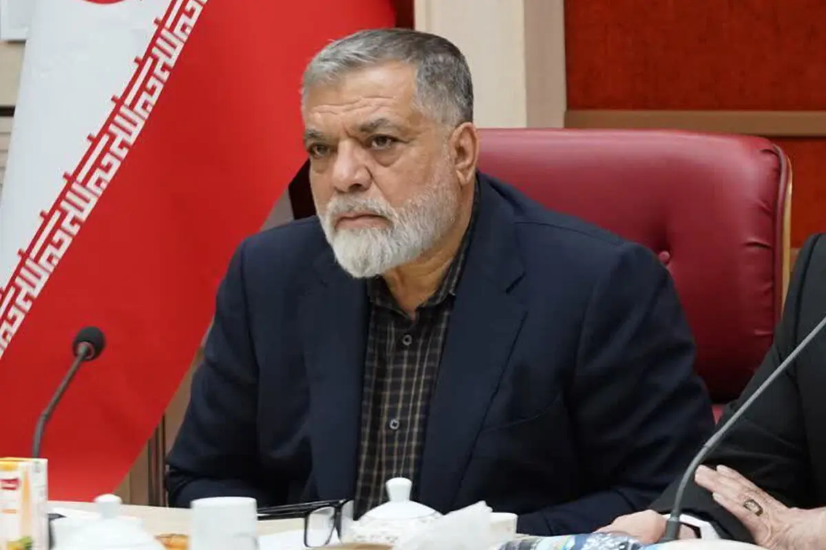 مدیران و کارکنان استانداری و فرمانداری‌ها مشکل معیشتی دارند