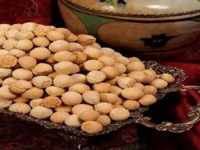 طرز تهیه شیرینی حاجی بادام یزدی در ۱۵ دقیقه