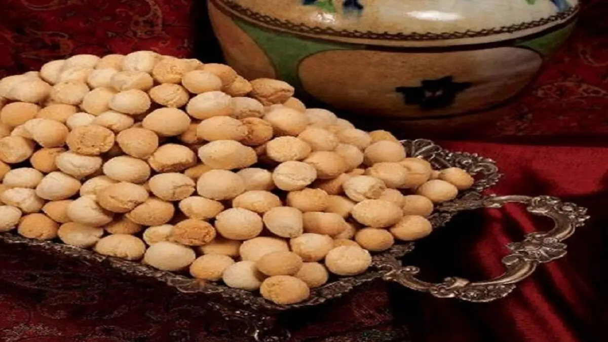 طرز تهیه شیرینی حاجی بادام یزدی در ۱۵ دقیقه