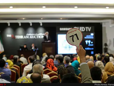 یک بررسی آماری پیرامون حراج نهم تهران