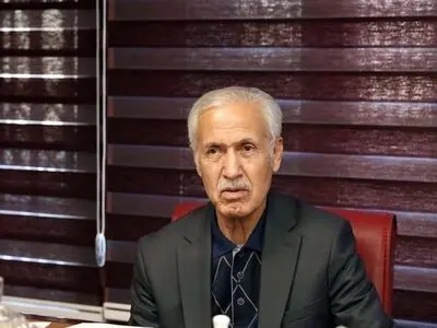 سقف قرارداد در فوتبال در حد حرف است