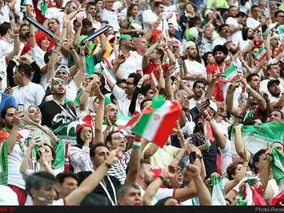  ۳۰۰۰ ایرانی برای حضور در مسابقات جام‌جهانی، ۱۲ میلیون یورو از کشور خارج کرده‌اند/مدعیان خروج ارز چرا ارز مسافری را به ۵۰۰ و ۱۰۰۰ یورو افزایش دادند