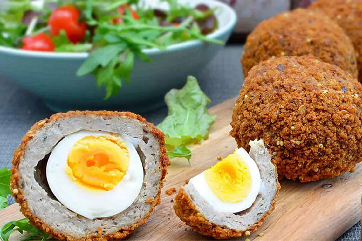 طرز تهیه تخم‌مرغ اسکاتلندی