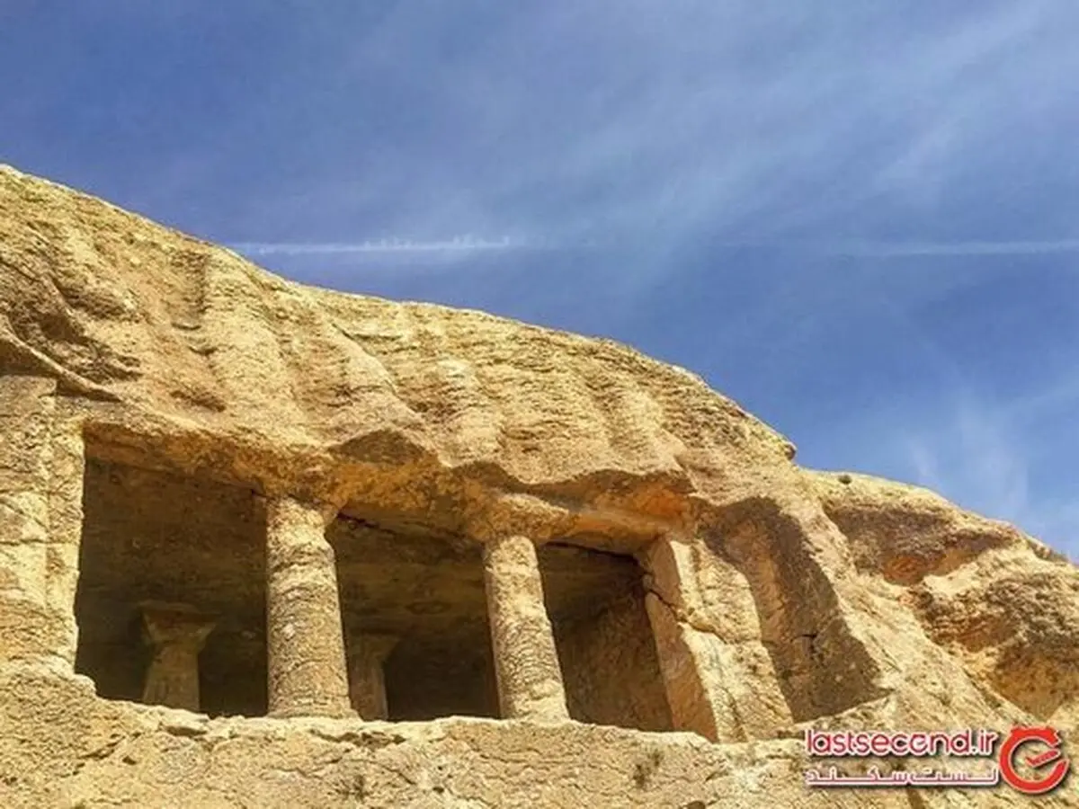 گورستانی مرموز در دل کوه‌های ایران+تصاویر