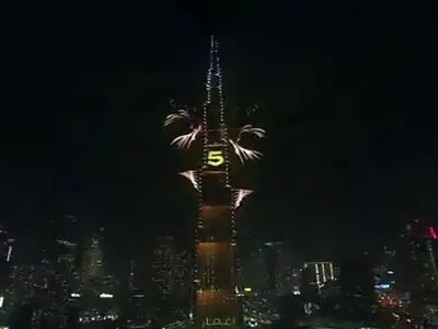 جشن آغاز سال نو میلادی ۲۰۲۵ در دبی + فیلم