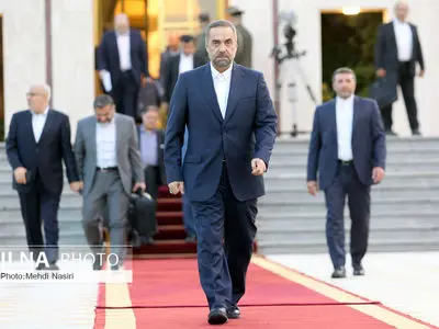وزیر الدفاع الإیراني: نرصد کافة التطورات في المنطقة والعالم