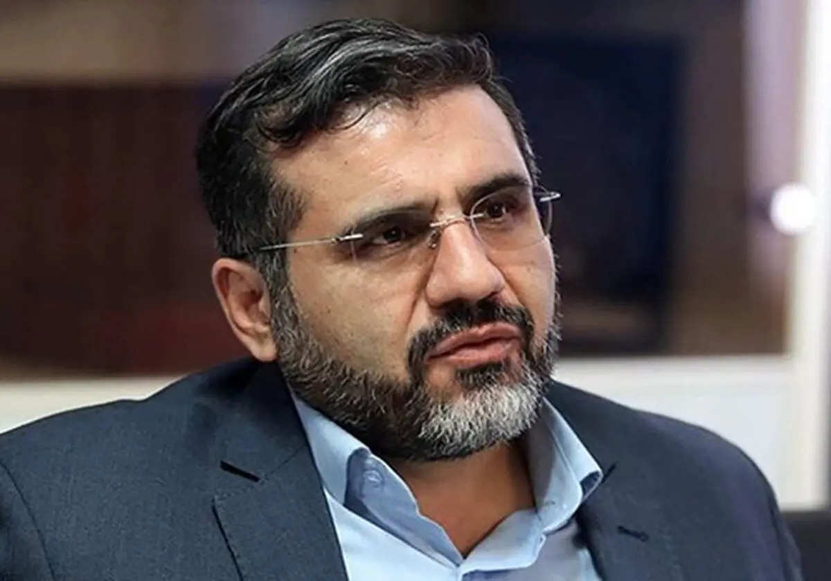 وزیر فرهنگ و ارشاد اسلامی به «شهرفرنگ» می‌رود