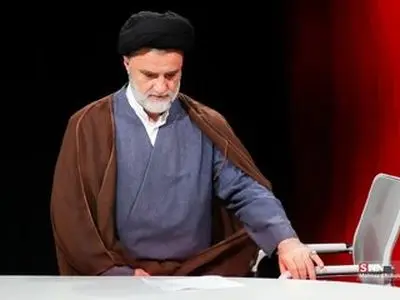 حمله روزنامه اصولگرا به محمود نبویان: می فهمی چه می گویی؟