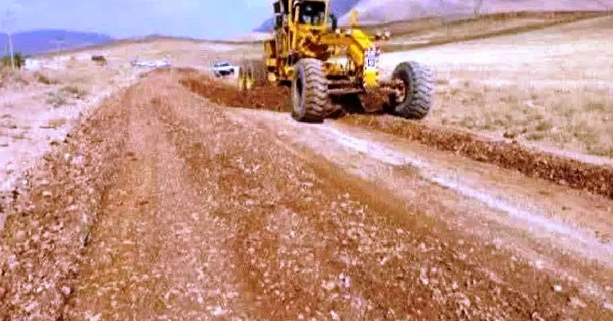 احداث محور روستایی فهره الیگودرز به اسلام آباد اصفهان