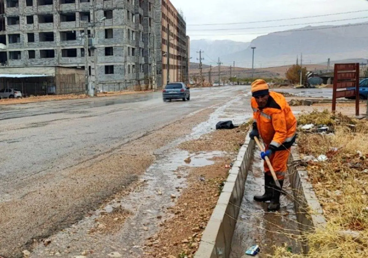 نیروهای خدمات شهری شهرداری صدرا در آماده باش کامل هستند