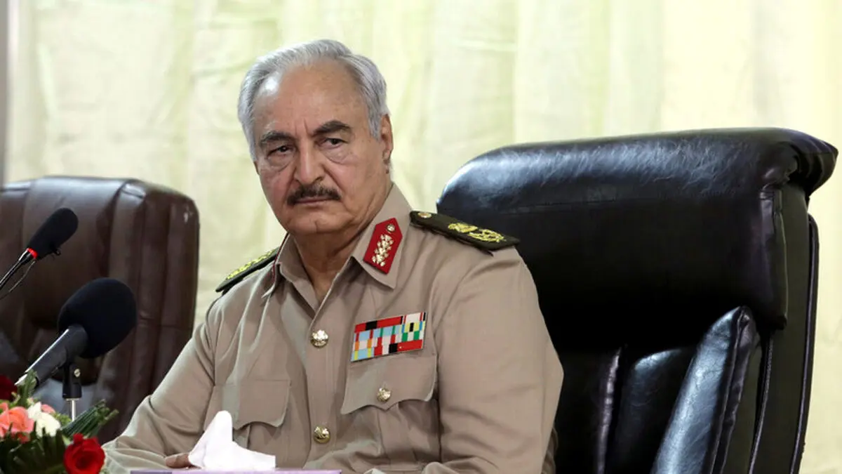 خلیفه حفتر: دولت فائز السراج بازیچه آنکارا و دوحه است