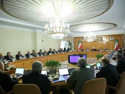 Economy ministry’s performance positive, acceptable: Rouhani