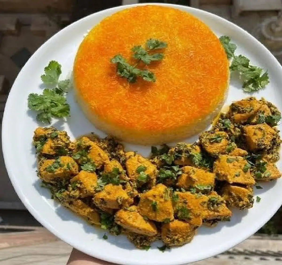 مرغ گشنیزی؛ غذایی که در فضای مجازی وایرال شد + فیلم