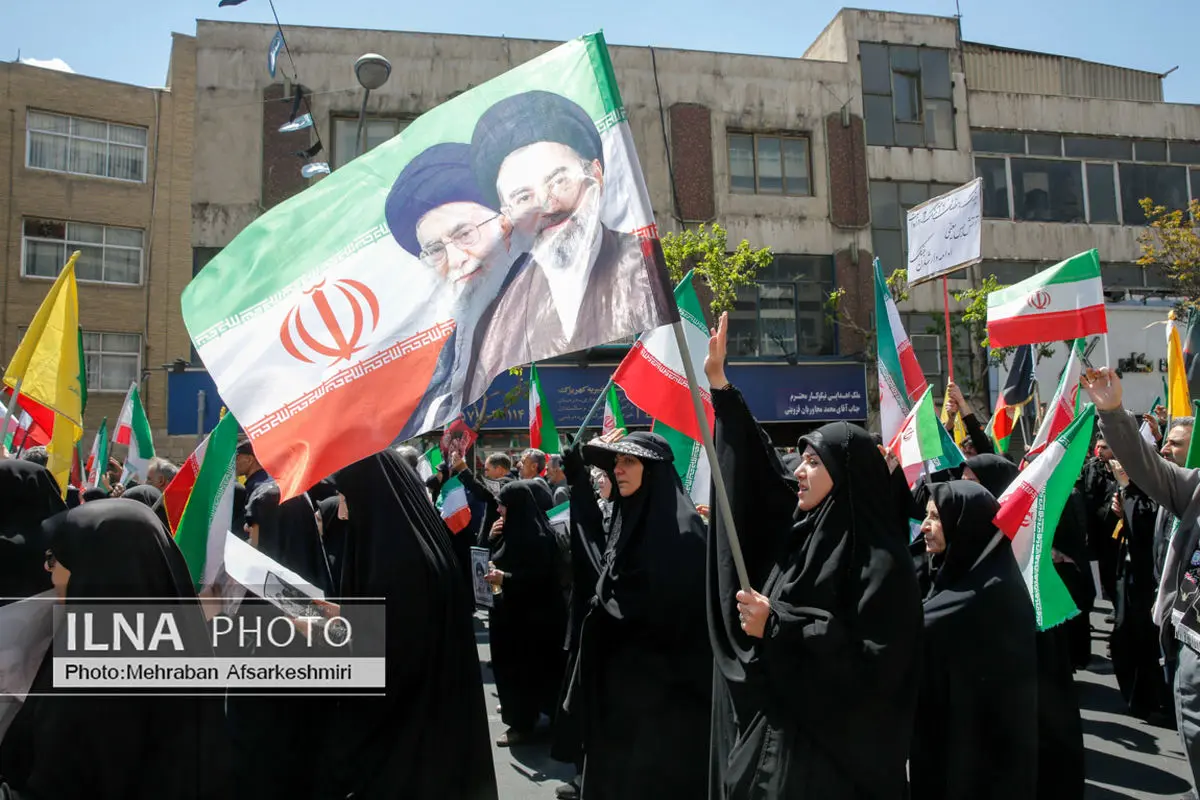 سوگواری مردم اصفهان در اربعین رهبر شهید