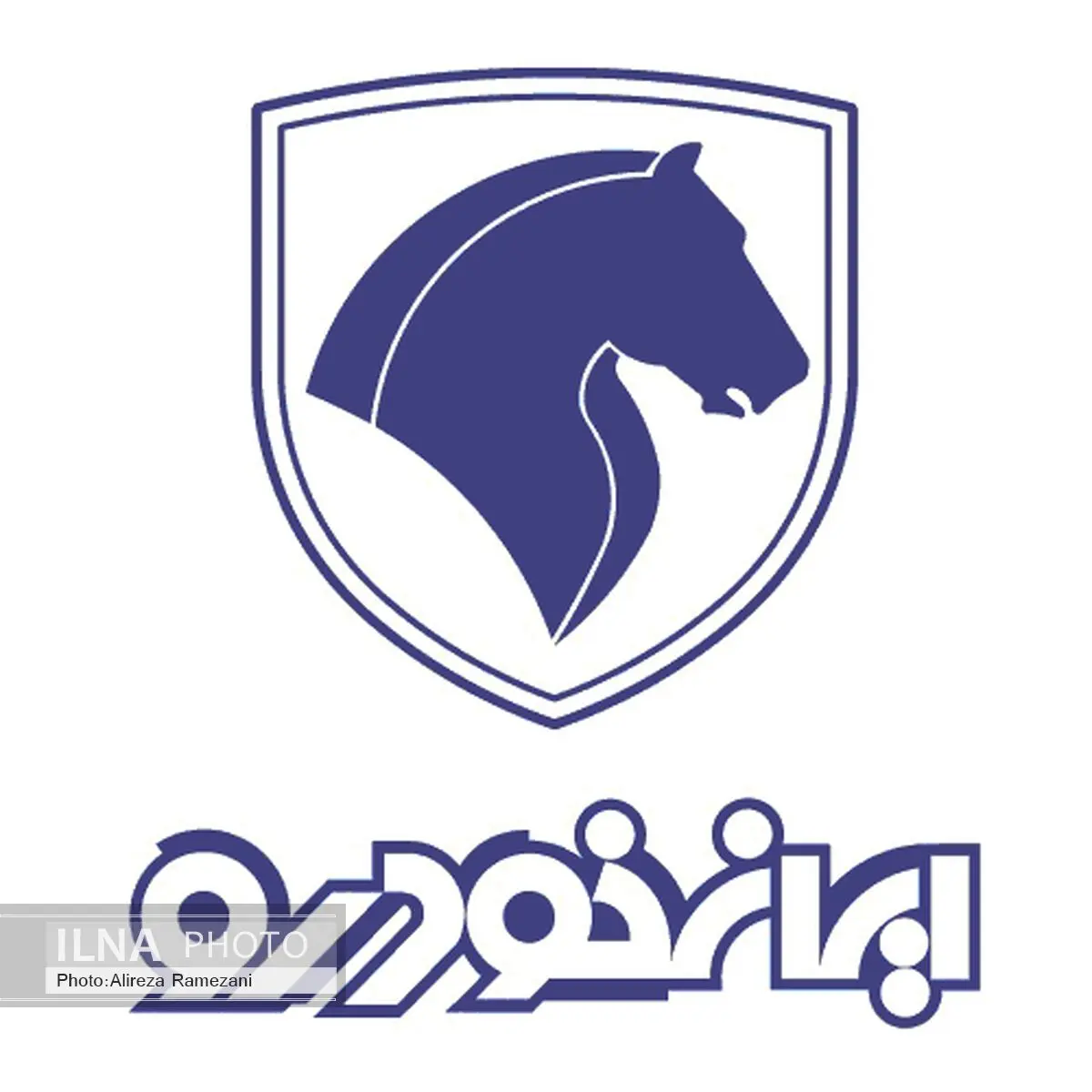پرداخت مطالبات قطعه سازان به موقع انجام می شود / ایران خودرو به منابع دولتی بسنده نکرده است