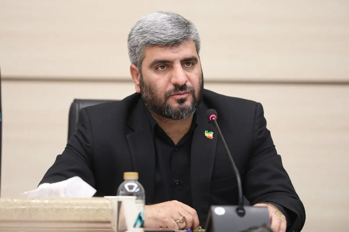 تقویت بازدارندگی دفاعی و بهبود معیشت نیروهای مسلح را در اولویت قرار دهید تقویت بازدارندگی دفاعی و بهبود معیشت نیروهای مسلح را در اولویت قرار دهید