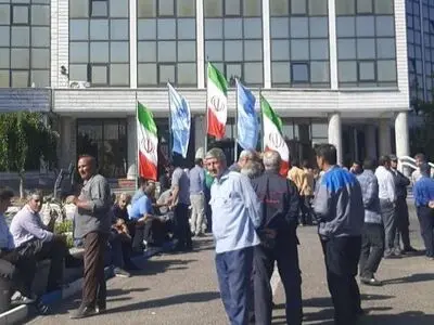 تداوم اعتراض کارگران پیمانکاری مخابرات آذربایجان شرقی 