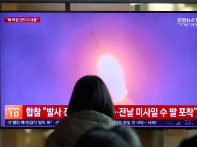 کره شمالی یک پرتابه شلیک کرد