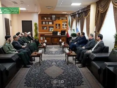 تقدیر فرمانده سپاه عاشورا از اقدامات سازمان منطقه آزاد ارس در دهه فجر