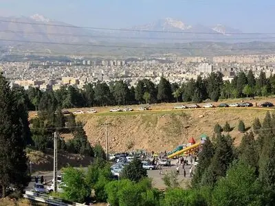 ورودی‌های سرخه‌حصار بسته شد/ حضور بیش از ۱۰۰ هزار نفر در این بوستان جنگلی

