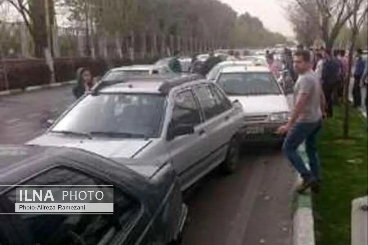 تصادف زنجیره‌ای 12 خودرو در بزرگراه امام علی(ع)