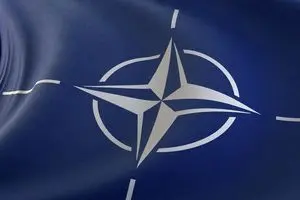 ناتو در حال بررسی نقاط ضعف خود پس از حمله اوکراین به فرودگاه‌های روسیه است