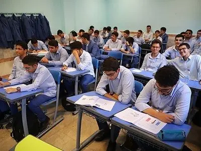 مدارس و دانشگاه‌های استان تهران فردا حضوری شدند