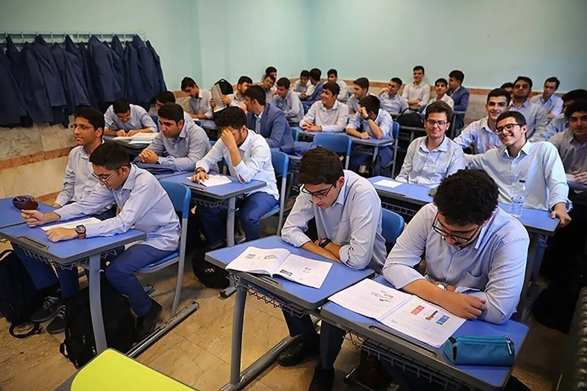 مدارس و دانشگاه‌های استان تهران فردا حضوری شدند